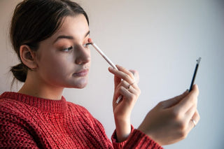 How Social Media Trends Affect Professional Brow and Eye Services